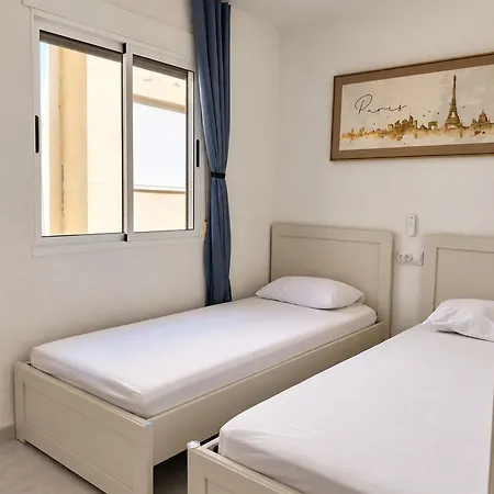 Appartement Upper-floor With Private Solarium And Community Pool In San Luis Los Montesinos